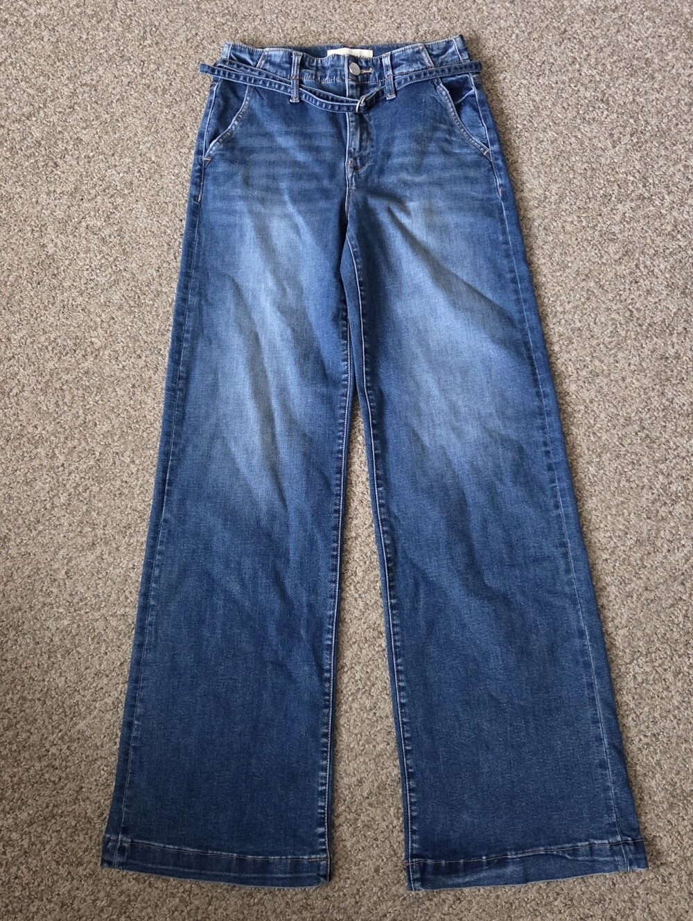 Wide Leg Women's Denim Jeans in Medium Blue